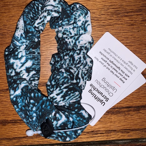 Lululemon Scrunchie - Picture 2 of 3